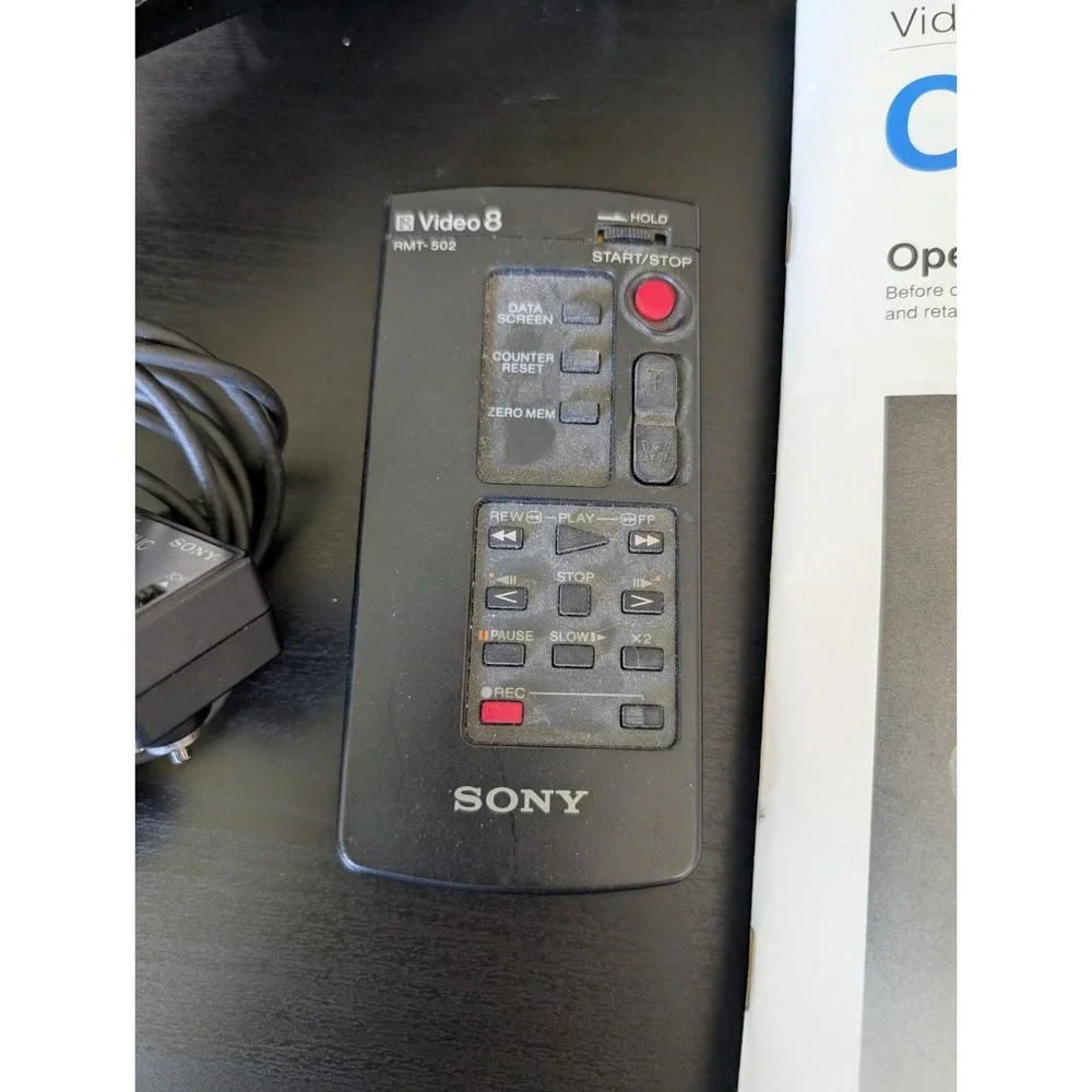 Sony Handycam CCD-F55 Camcorder & Accessories Chargers‎ UNTESTED